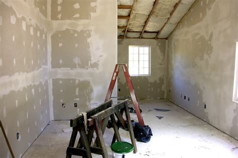 how to measure moisture in gypsum board